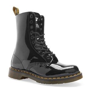 Doc Martens x Marc Jacobs SOLD OUT Combat Boot